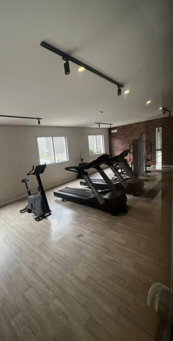 Loft Novinho, Ar Condicionado, Ha 200m Do Metro Bras Apartamento
